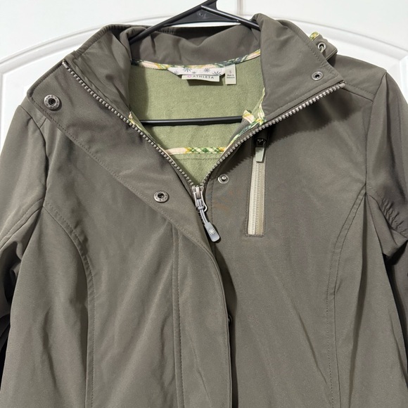 Athleta Shelter Cove Soft Shell Rain Jacket Size Small Green Trench - Picture 3 of 6